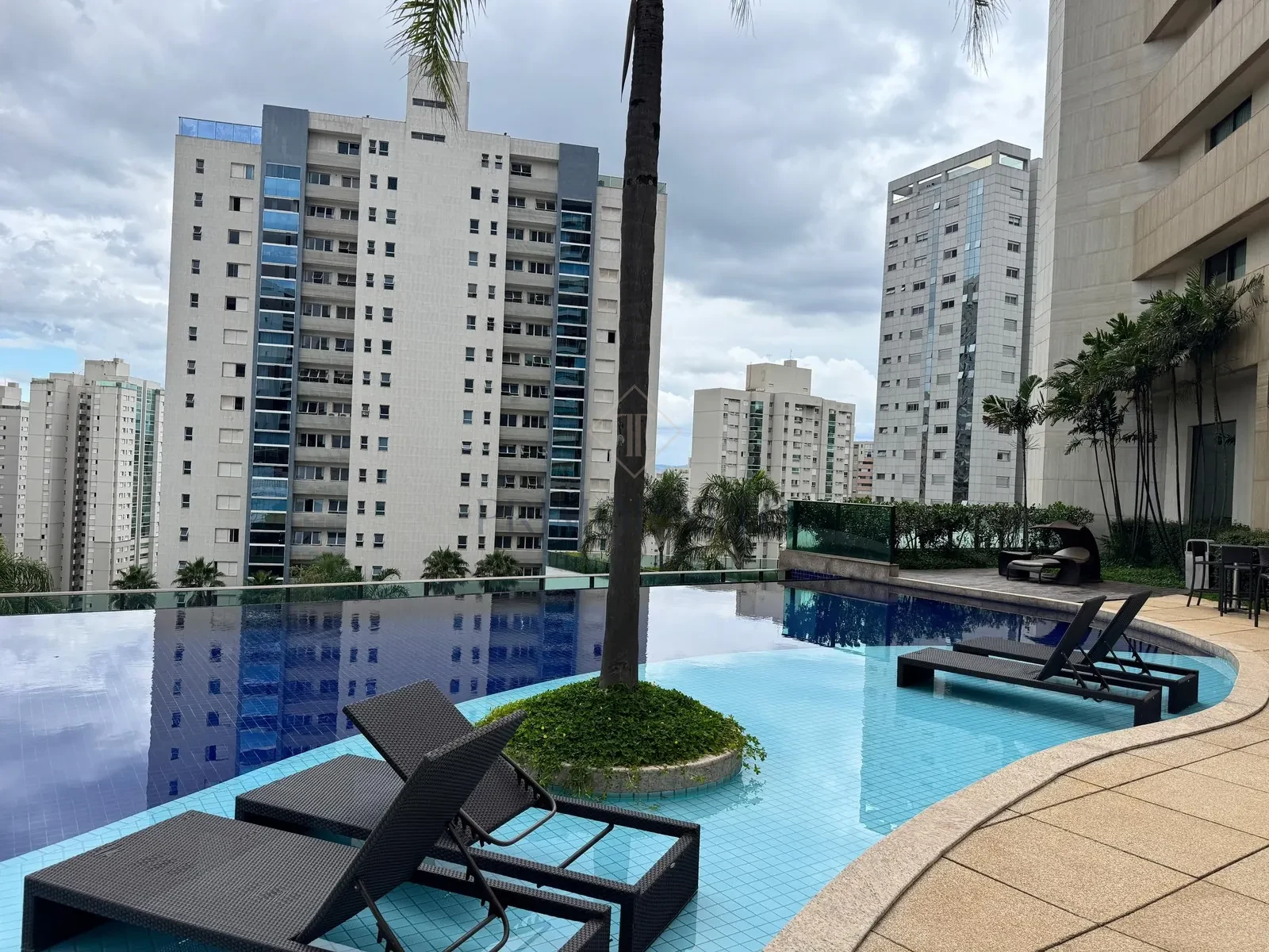 Piscina · vista panorâmica
