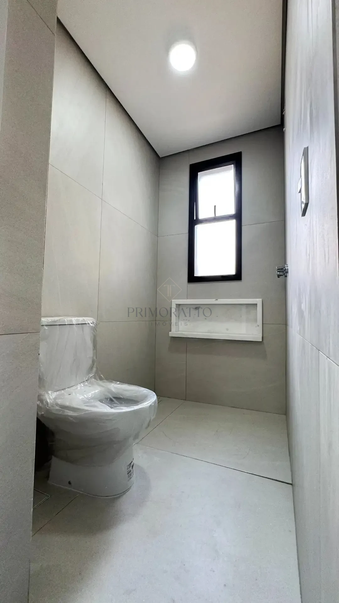 Banho Semissuite