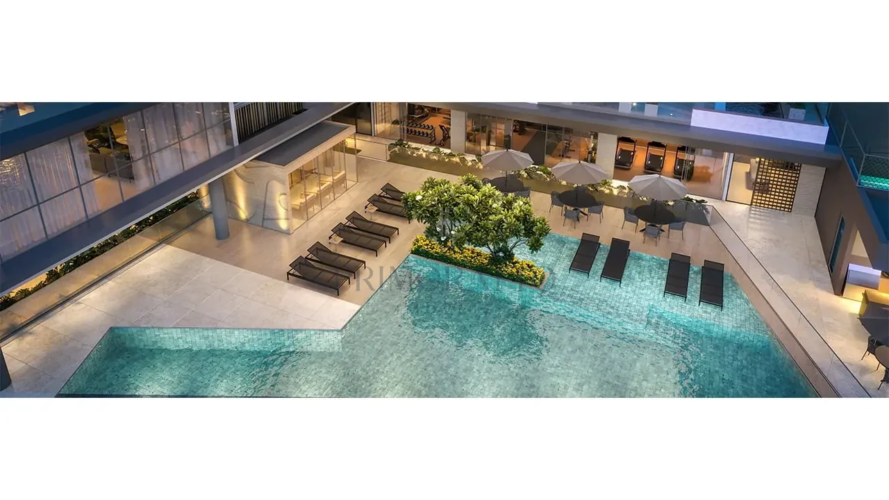 Solarium, deck molhado e piscina
